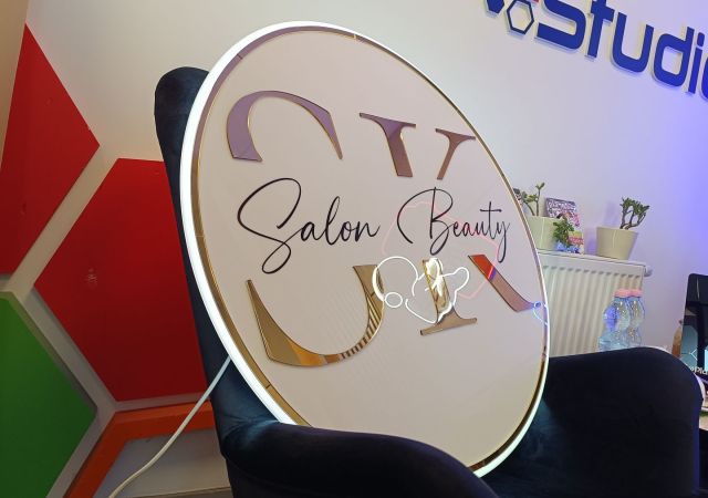 Tablice_reklamowe_neony_poznan